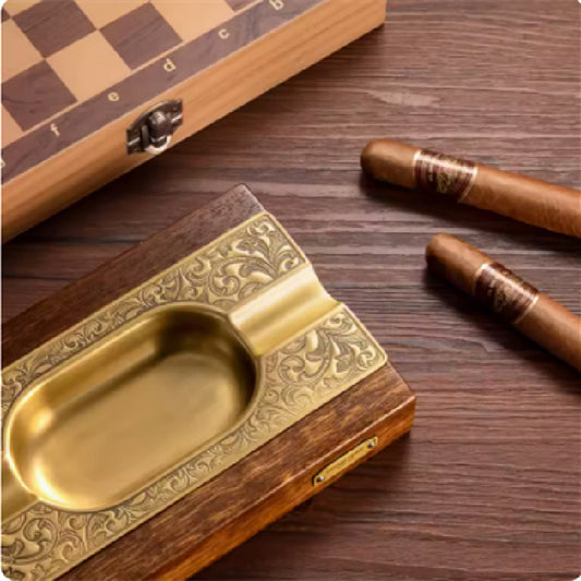 Cenicero para Puros de Madera y acabado Bronce