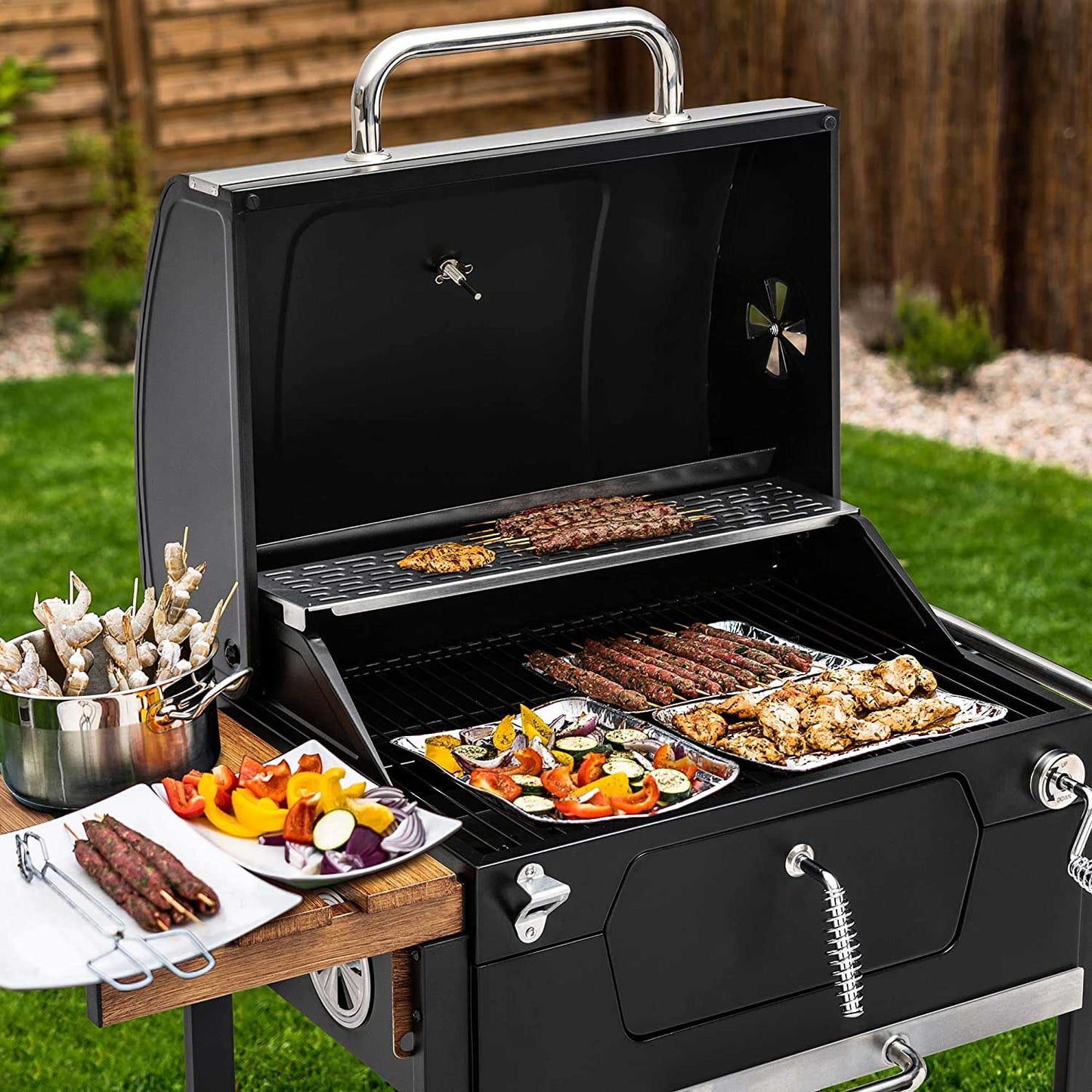Asador de Carbón Royal Gourmet 24 pulgadas y mesa plegable